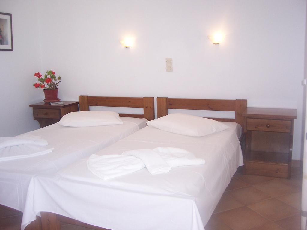 Votsalo Apartments Naousa  Room photo